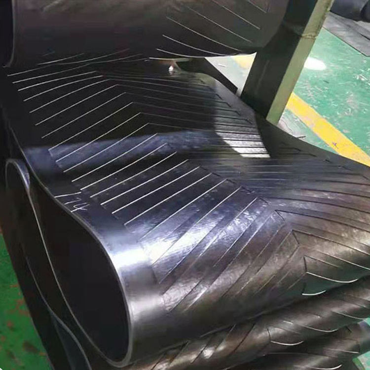 OIL & GREASE RESISTANT CONVEYOR BELT