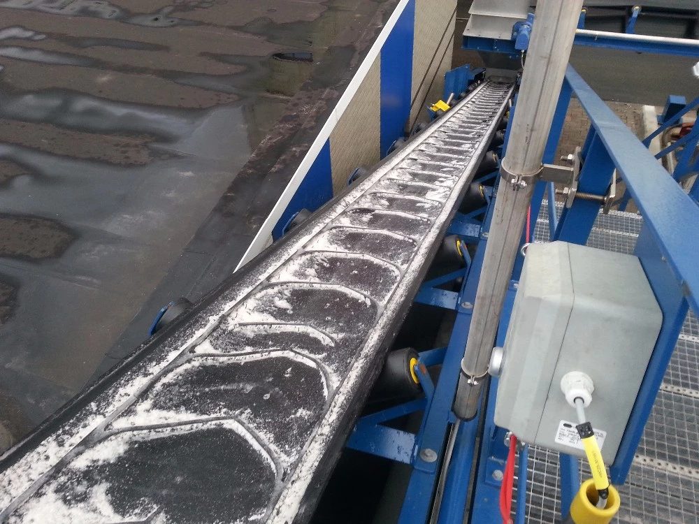 Oil Resistant Patterned Conveyor Belt