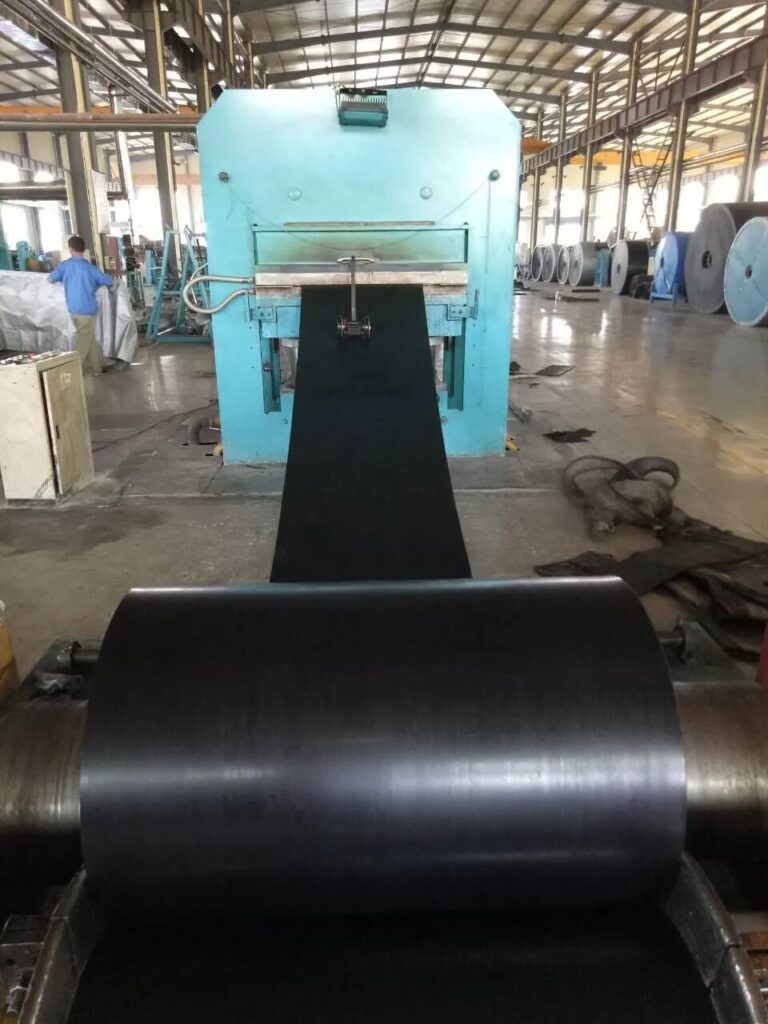 CHEMICAL RESISTANT CONVEYOR BELT