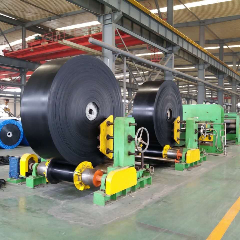 OIL RESISTANT CONVEYOR BELTs