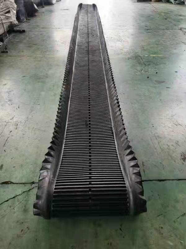Heavy duty rubber filter belts